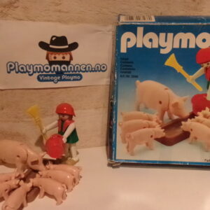 3566 - Bonde med griser