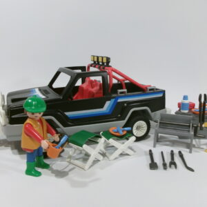 3764 - Pick up - camping