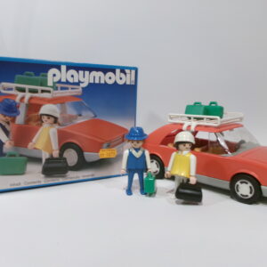 3139 - Familie med bil